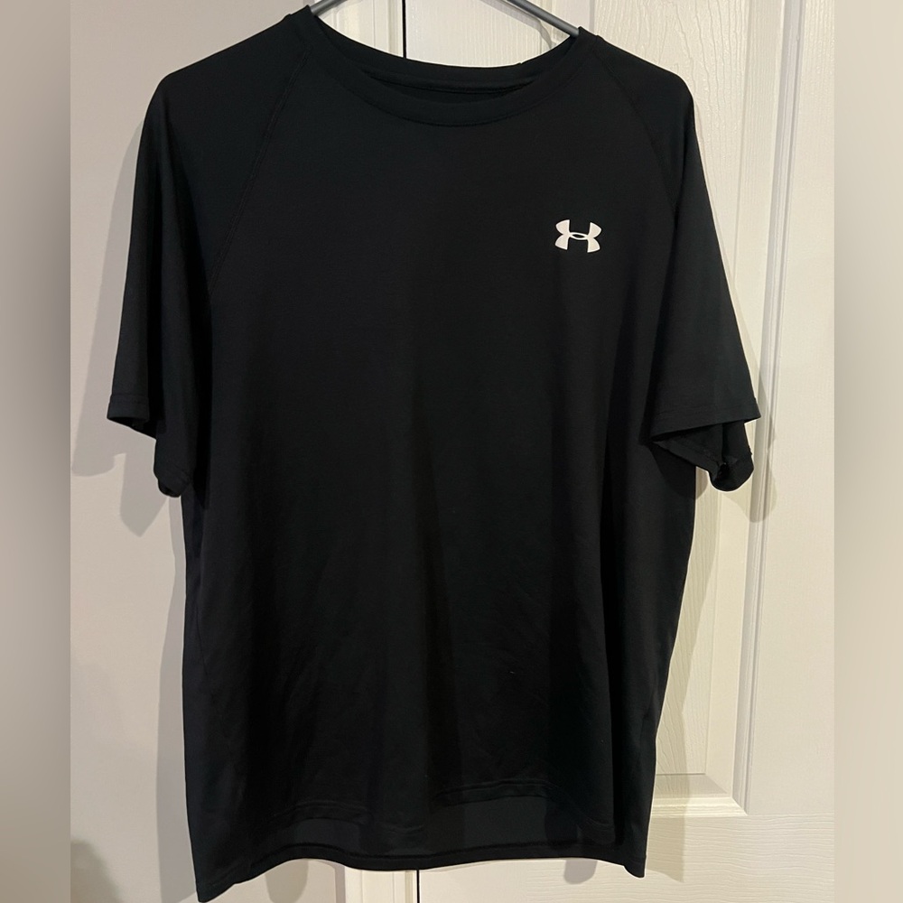 Under Armour Men's Classic Black Tee